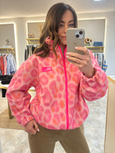 Load image into Gallery viewer, PINK PRINT BRUSHED ZIP JACKET
