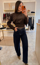 Load image into Gallery viewer, PADDED SHOULDER CINCHED TOP - brown
