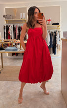 Load image into Gallery viewer, RED COTTON BUBBLE HEM DRESS
