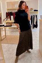 Load image into Gallery viewer, CHOCOLATE ANIMAL PRINT MAXI SKIRT

