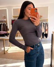 Load image into Gallery viewer, FLEECE LINED LONG SLEEVE BASIC TOP - charcoal
