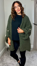 Load image into Gallery viewer, KHAKI CHUNKY KNIT CARDIGAN
