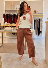 Load image into Gallery viewer, COCONUT BEADED RIB VEST
