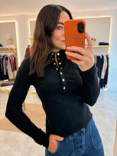 Load image into Gallery viewer, SOFT RIB POPPER DETAIL KNIT - black
