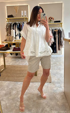 Load image into Gallery viewer, WHITE PALM EMBROIDERED SHIRT
