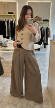 Load image into Gallery viewer, BELTED WIDE LEG TROUSERS - taupe
