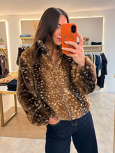 Load image into Gallery viewer, BAMBI PRINT FAUX FUR ZIP UP JACKET
