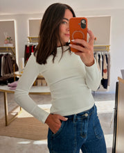 Load image into Gallery viewer, FLEECE LINED LONG SLEEVE BASIC TOP - white
