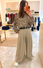 Load image into Gallery viewer, BELTED WIDE LEG TROUSERS - taupe
