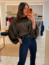 Load image into Gallery viewer, SATIN BATWING TOP - brown
