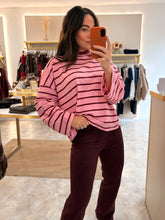 Load image into Gallery viewer, PINK/BURGUNDY BOXY STRIPE LONG SLEEVE TEE
