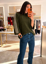 Load image into Gallery viewer, RETRO STRIPE SLEEVE KNIT - khaki
