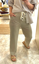 Load image into Gallery viewer, ELASTIC WAIST DRAWSTRING TROUSERS (stone)
