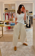 Load image into Gallery viewer, STONE BARREL FIT COTTON TROUSERS
