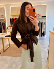 Load image into Gallery viewer, BROWN TIE SHIRT/BLOUSE
