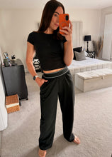 Load image into Gallery viewer, SPORTY TROUSERS - black
