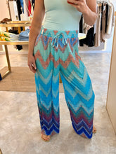 Load image into Gallery viewer, BLUE PLISSÉ CHEVRON TROUSERS
