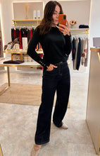 Load image into Gallery viewer, BASIC FINE KNIT JUMPER WITH BUTTON DETAIL- black
