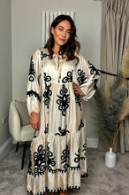 Load image into Gallery viewer, CREAM &amp; BLACK PRINTED FLOATY MAXI DRESS

