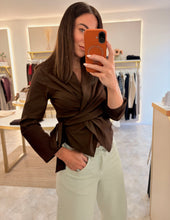 Load image into Gallery viewer, BROWN TIE SHIRT/BLOUSE
