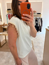 Load image into Gallery viewer, CHARM TRIM SLEEVELESS TEE
