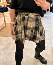 Load image into Gallery viewer, CHECKED TIE FRONT OVERLAY MINI SKORT
