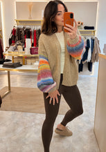Load image into Gallery viewer, RAINBOW STRIPE OPEN KNIT CARDI - camel
