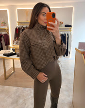 Load image into Gallery viewer, CHECKED FUNNEL NECK JACKET - brown
