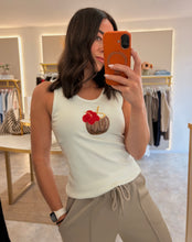 Load image into Gallery viewer, COCONUT BEADED RIB VEST
