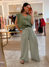 Load image into Gallery viewer, KHAKI STRIPE POCKET TROUSERS
