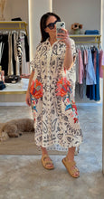 Load image into Gallery viewer, TROPICAL GRAPHIC OVERSIZED SHIRT DRESS
