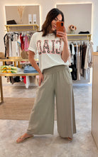 Load image into Gallery viewer, WHITE CIAO MOTIF T-SHIRT
