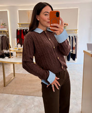 Load image into Gallery viewer, CABLE KNIT CARDIGAN WITH CONTRAST COLLAR - brown
