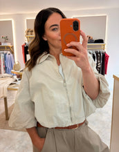 Load image into Gallery viewer, CROPPED PUFF SLEEVE JACKET- stone
