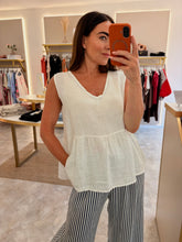 Load image into Gallery viewer, LINEN PEPLUM TOP- white
