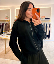 Load image into Gallery viewer, SOFT KNIT ZIP UP HOODIE winter- black
