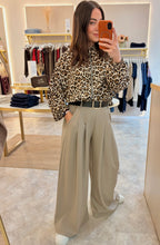 Load image into Gallery viewer, BELTED WIDE LEG TROUSERS - taupe
