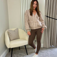 Load image into Gallery viewer, FLEECE LINED BUM LIFT LEGGINGS brown
