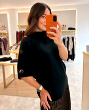 Load image into Gallery viewer, SHORT SLEEVE GOLD BUTTON DETAIL KNIT JUMPER

