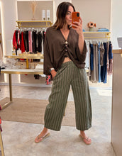 Load image into Gallery viewer, STONE DETAIL V-NECK BATWING CREPE TOP - brown
