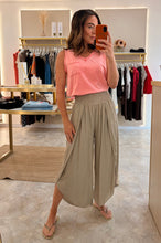 Load image into Gallery viewer, EVERYDAY POCKET VEST pink
