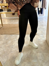 Load image into Gallery viewer, BLACK ENERGY LEGGINGS
