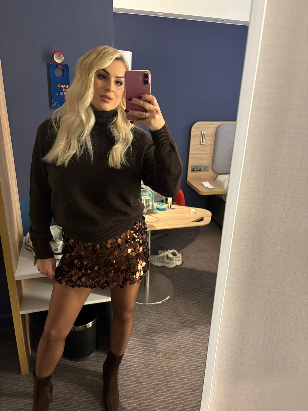 BRONZE DISC SEQUIN SKIRT