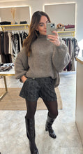 Load image into Gallery viewer, OVERSIZED KNIT- taupe
