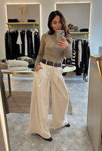 Load image into Gallery viewer, TAUPE LACE BODYTOP
