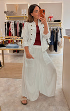 Load image into Gallery viewer, LINEN MILITARY JACKET - white
