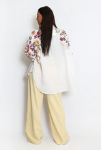 Load image into Gallery viewer, CREAM EMBROIDERED TRIBAL SHIRT
