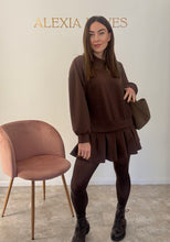 Load image into Gallery viewer, BROWN PLEATED SWEATER DRESS
