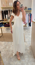 Load image into Gallery viewer, SOFT DRAPE V NECK MAXI DRESS
