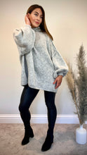 Load image into Gallery viewer, GREY OVERSIZED KNIT JUMPER
